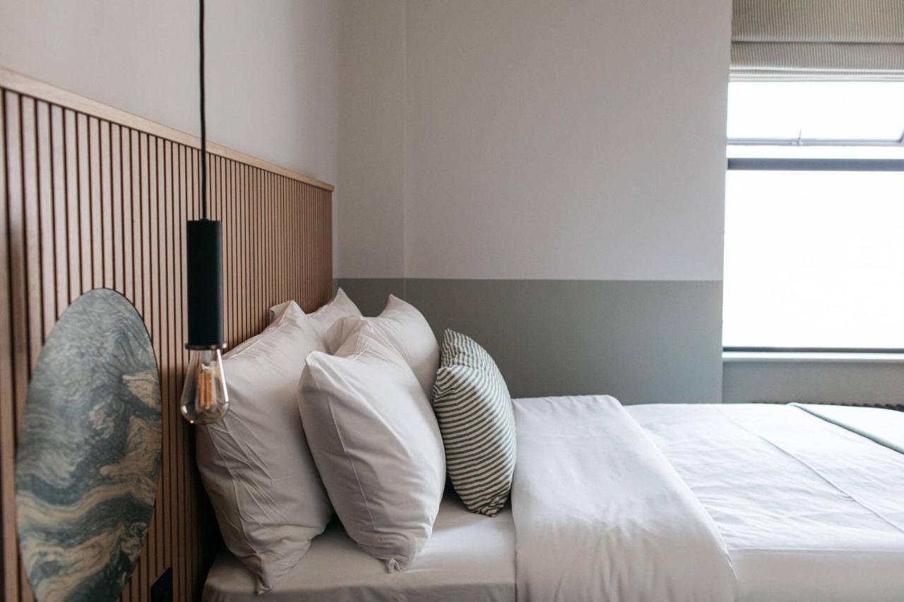 Port Hotel Eastbourne Bagian luar foto